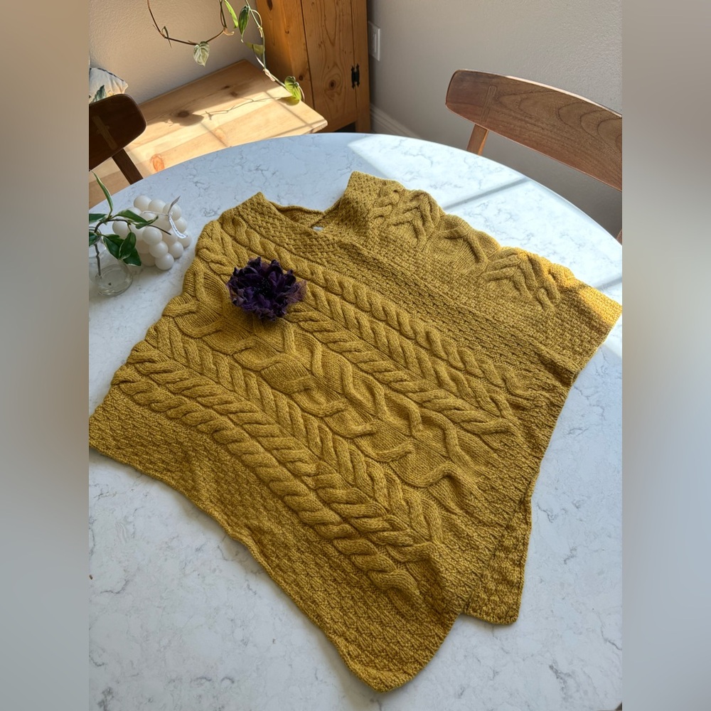 Women's Mustard Merino Wool Sweater Poncho Super Soft Cable Stitch - Picture 3 of 8